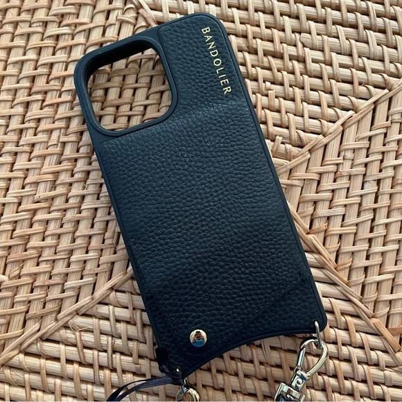 NWT Bandolier Emma Crossbody Black Phone Case IPhone 15 Pro Max Leather MagSafe - Picture 6 of 12